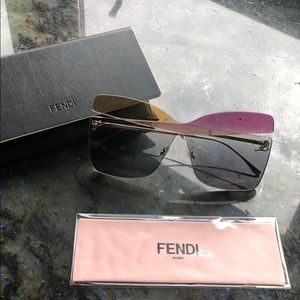 FENDI glasses